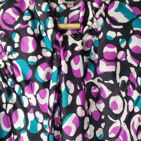Nine West Satin Tie Neck Sleeveless Blouse Purple Blue Size Small - Picture 3 of 10